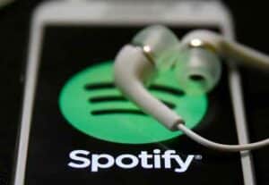 Cosa fare se Spotify Music va in pausa da solo